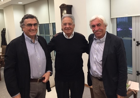 Sao Paulo'da Brezilya'da iki dönem üst üste başkanlık yapan Fernando Henrique Cardoso (ortada) ile de sohbet ettik