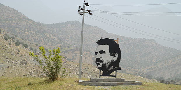 Kandil'in her köşesinde Öcalan'la ilgili bir tabelaya, bir fotoğrafa rastlamak mümkün