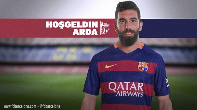 Arda Turan'ın, tarihindeki en büyük yedinci transferi kendisiyle yapan Barcelona'nın formasıyla ilk fotoğrafı