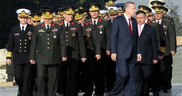 Erdoğan için çözüm süreci, Başkan Babalığa giden yolda bir oyundu; 7 Haziran’da oyun bozulunca, Erdoğan barış değil savaş dedi...