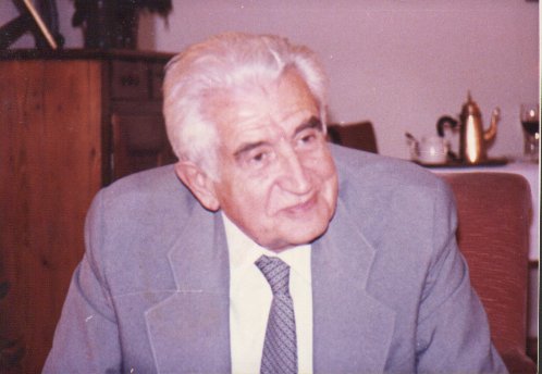 Nusret Fişek