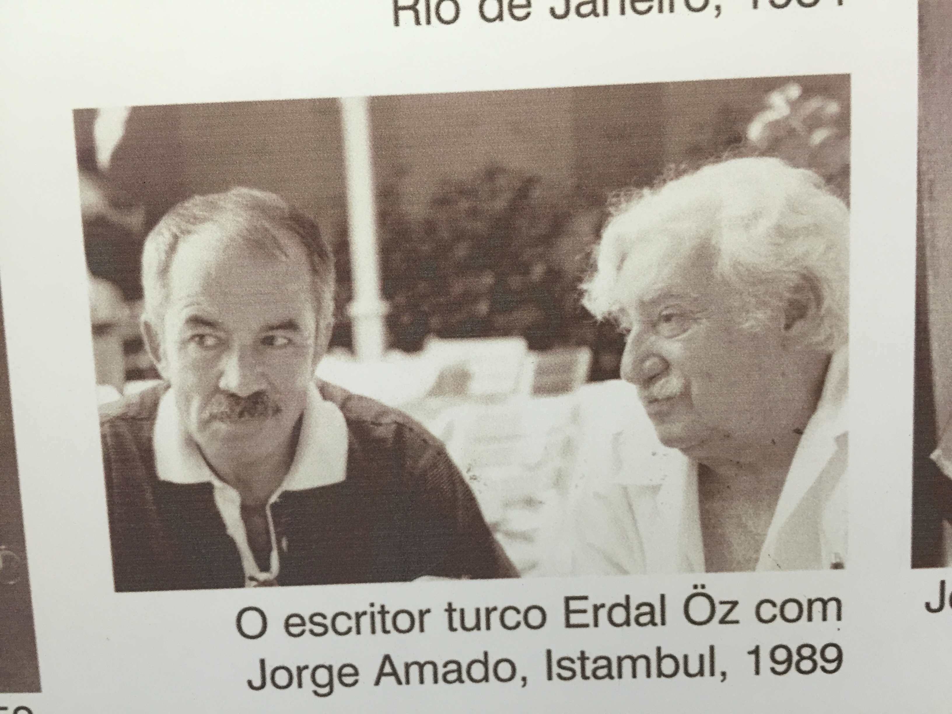 Erdal Öz ile Jorge Amado. Yıl: 1989, İstanbul.