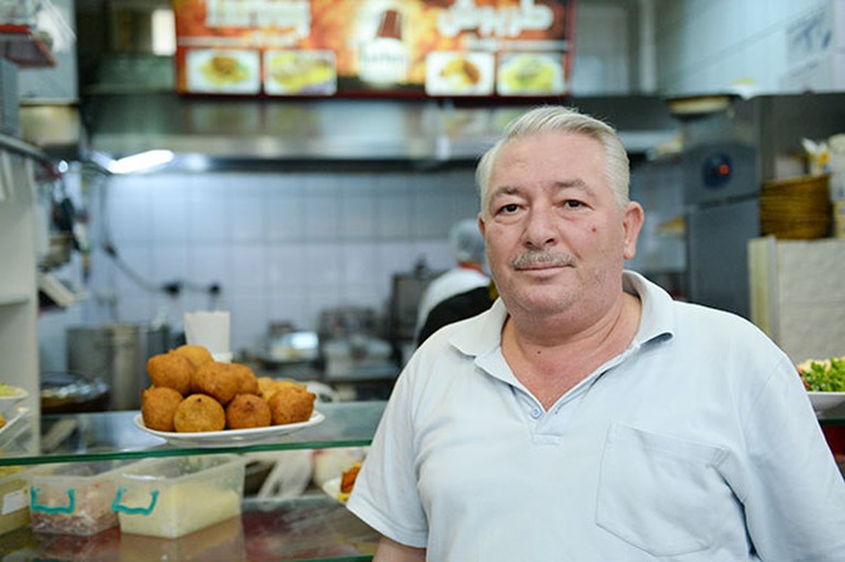 Nizar Bitar (50, zincir lokanta sahibi)
