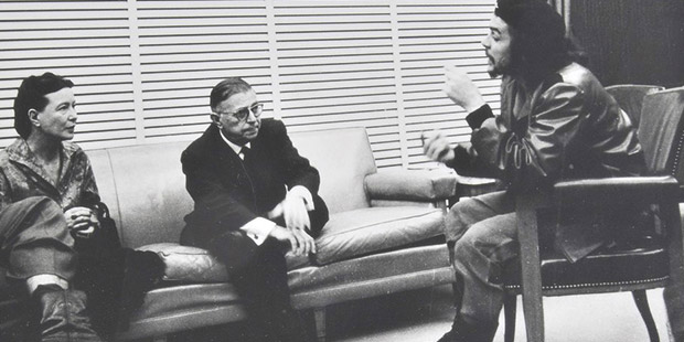 Jean Paul Sartre (ortada), Che Guevara ve Simone de Beauvoir
