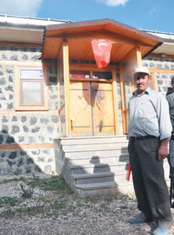 Gülen, Erzurum’un Korucuk köyünde bu evde doğdu.