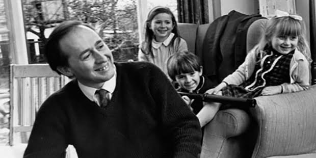 James Graham Ballard ve çocukları Fay, James, Bea