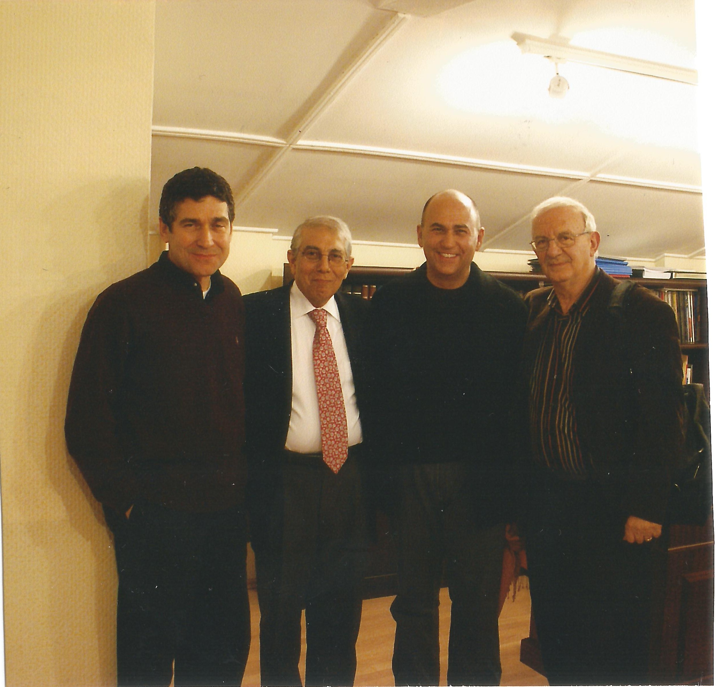 (Soldan) Dorsay, Ferzan Özpetek, Mithat Alam ve Özpetek’in kardeşi