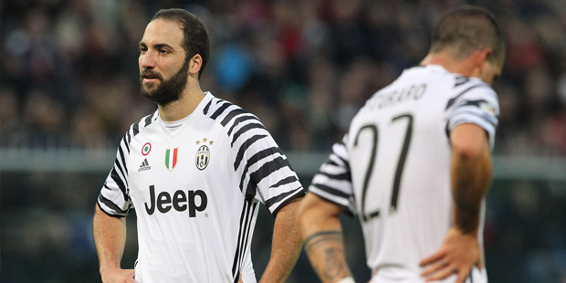 Juventus, Genoa deplasmanından 3-1'lik mağlubiyetle ayrıldı.