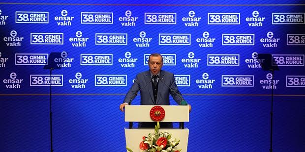 Erdoğan, Ensar Vakfı'nda yaptığı konuşmada  ''15 Temmuz'da oraya gelenler Geziciler değil, vatanını seven, milletini seven, bayrağı, ezanı için yola koyulan gençlerdi'' dedi