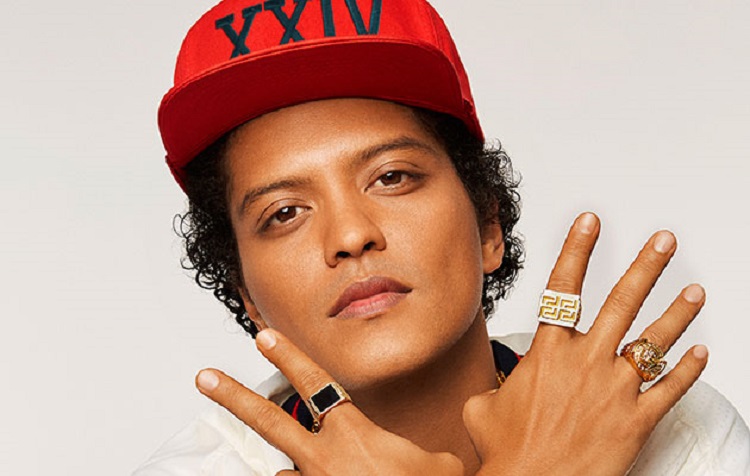 Bruno Mars, bu yıl ilk kez yer aldığı listede ikinci sırada.