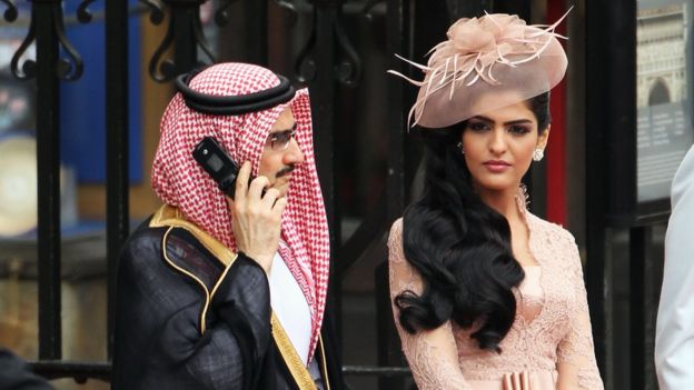 Prens El Velid, 2011'de eşi Prenses Amira ile birlikte İngiltere Prensi William ve Kate Middleton'ın düğününe katılmıştı.