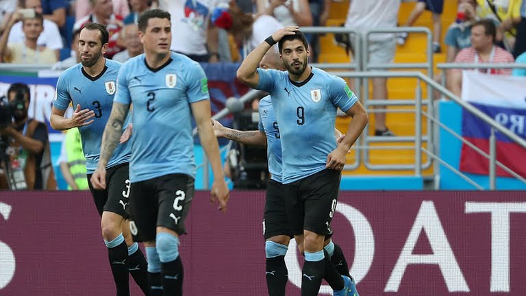 Uruguay, averaj farkıyla grupta Rusya'nın ardından ikinci sıraya oturdu