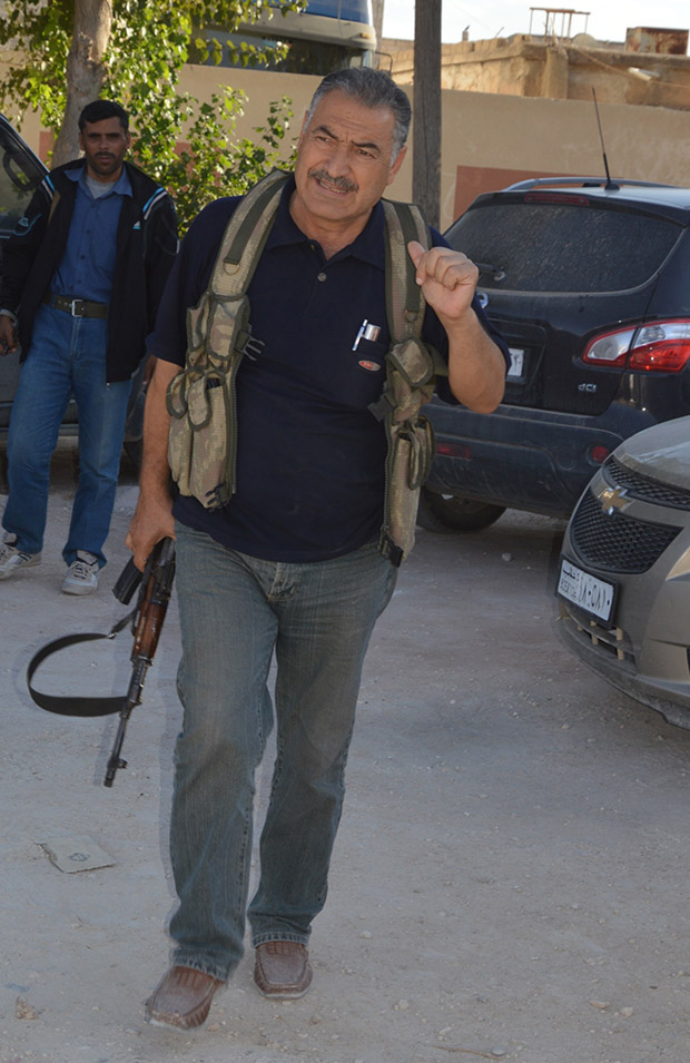 Kobane Adalet Divanı üyesi Ferhan Haceis