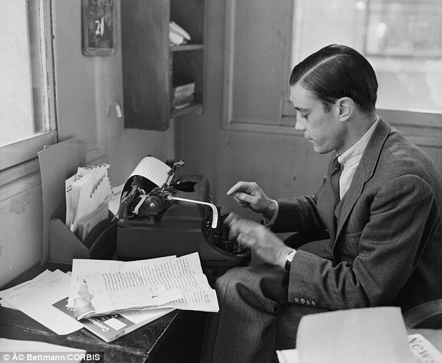 Genç Bradlee: 1956’da Paris’teki ABD Büyükelçiliği’nde basın ataşesi olarak çalışırken