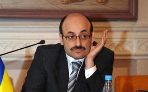 Gökhan Çetinsaya'nın alındığı YÖK Başkanlığı için 'Alo Fatih' olarak bilinen Fatih Saraç'ın kardeşi Prof. Yekta Saraç'ın adı geçiyor