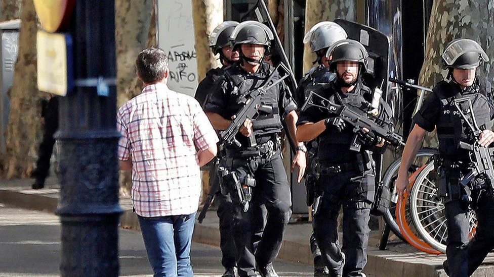 La Rambla'da polis