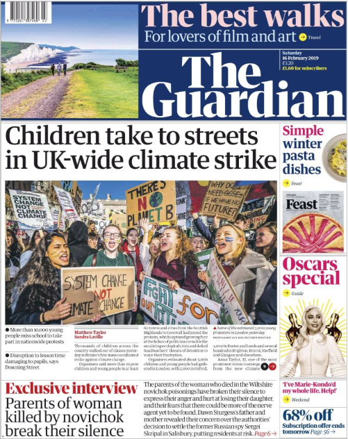 THE GUARDIAN | BRİTANYA ÇAPINDAKİ İKLİM GREVLERİNE KATILMAK İÇİN ÇOCUKLAR DA SOKAĞA ÇIKTI - The Guardian’ın haberine göre binlerce öğrenci okula gitmeyip sokaktaki iklim değişikliği protestolarına katıldı. Londra’nın Parlamento meydanında bir araya gelip siyasetçilere çağrıda bulunan gençler iklim değişikliği yasalarına daha çok önem verilmesi gerektiğini belirtti ve yasaların daha kapsamlı olması gerektiğini vurguladı.