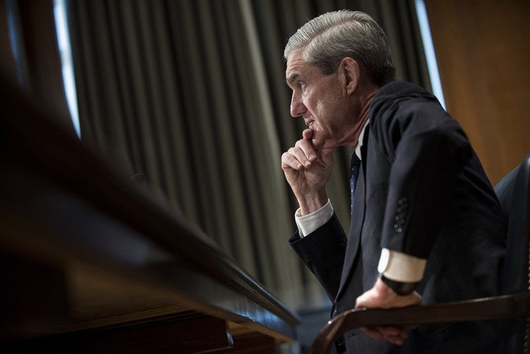 Trump 'cadı avı' olarak nitelendiriyordu; özel yetkili savcı Mueller "Rusya raporunu" bitirdi ve Adalet Bakanlığına sundu