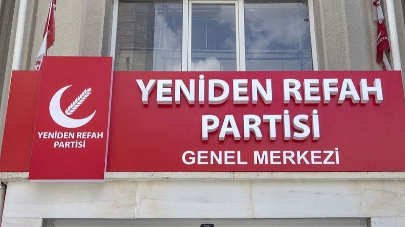 Yeniden Refah Partisi, Saadet Partisi'nin boşalttığı binaya tabelasını astı