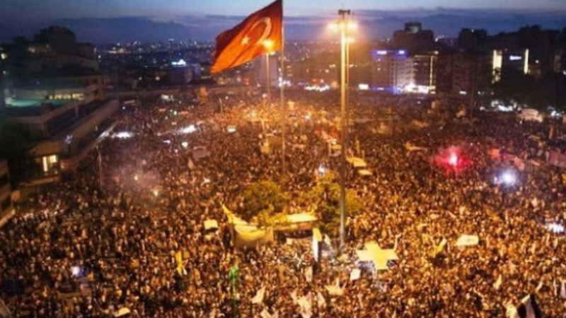Sinemacılardan Gezi davası imza kampanyası: Bir korku imparatorluğu kurmak adına girişilen hukuksuzluğa seyirci kalmayacağız
