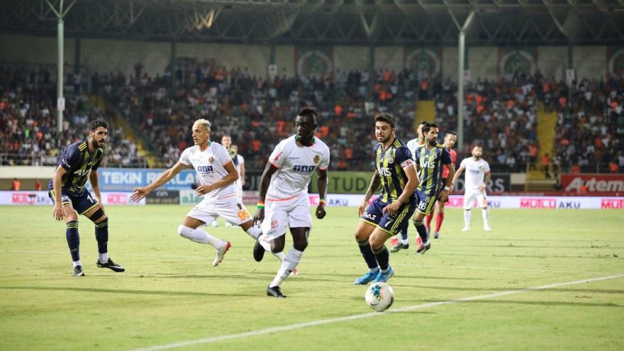 Sivasspor vs Fenerbahçe: An Intense Battle on the Football Pitch