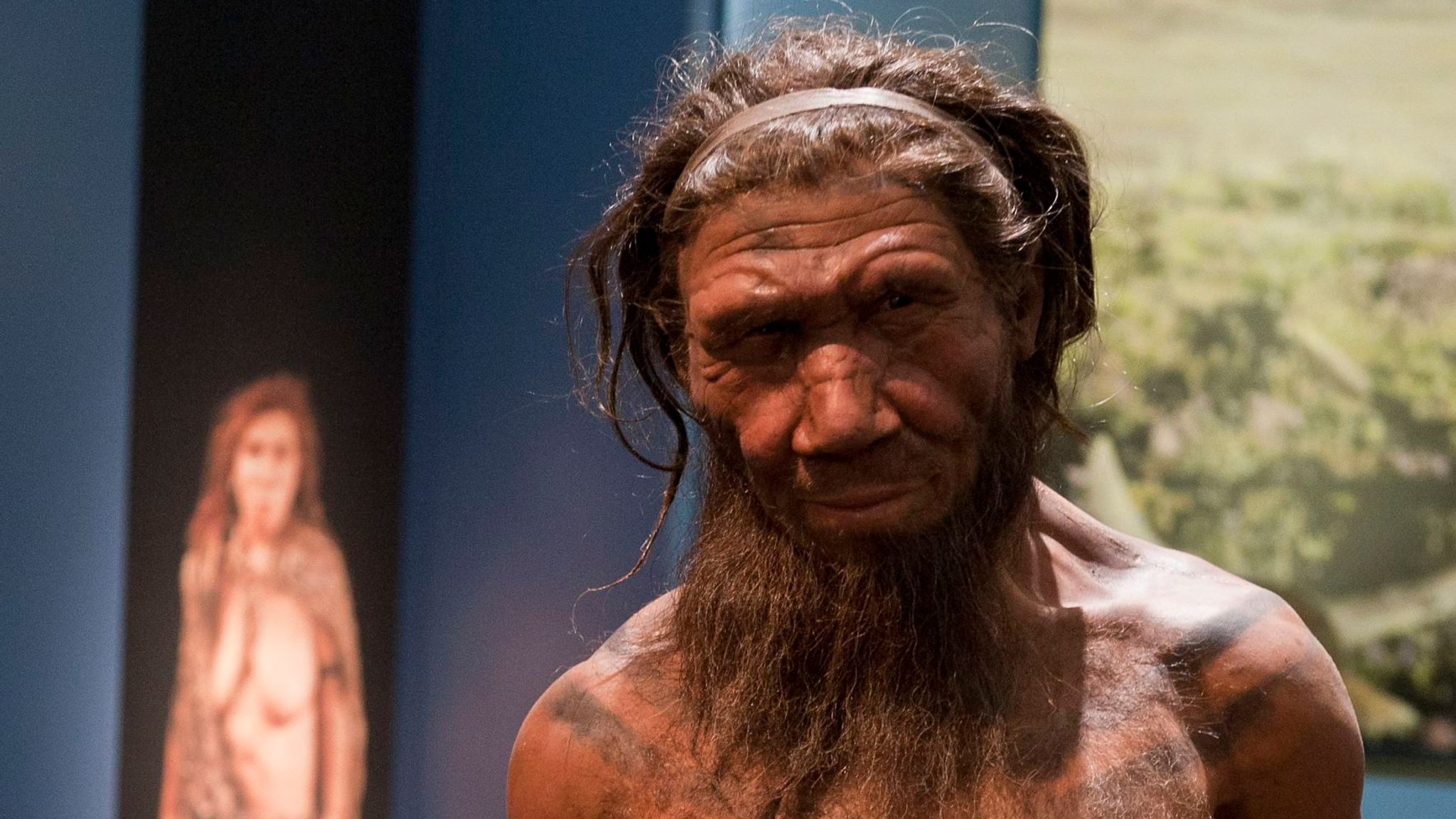 Кто самый 1 начал. Неандерталец (homo Neanderthalensis). Хомо сапиенс Денисовский человек неандерталец. Кроманьонцы и неандертальцы и денисовцы. Древний человек.