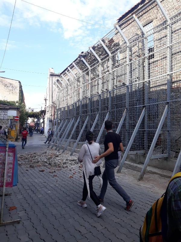 Depremin ardından 4,1, 4,2 ve 4,8 büyüklüklerinde artçı depremler meydana geldi. 