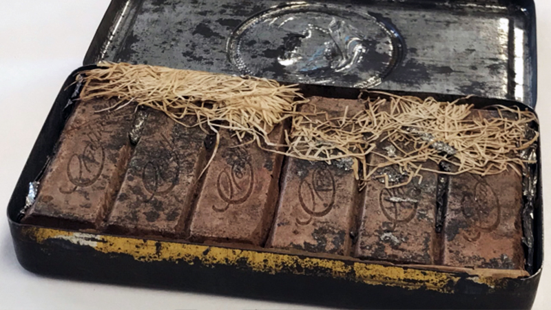 Avustralya'da 120 yıllık çikolata bulundu