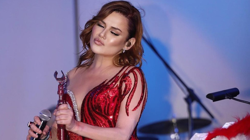 Deniz Seki son haliyle şaşırttı!