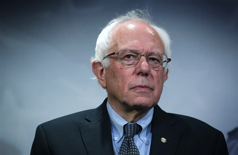Bernie Sanders: Trump'ın Twitter hesabının kapatılmasından rahat değilim
