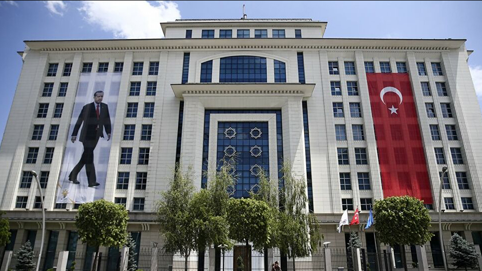 AKP'nin personel harcaması, Cumhurbaşkanlığı'nda çalışan memurların toplam maaşından 4,5 milyon lira fazla