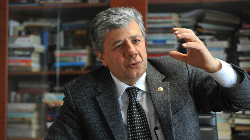 Gazete Durum'un başına geçen Mustafa Balbay, Cumhuriyet Vakfı Yönetim  Kurulu üyeliğinden istifa etti