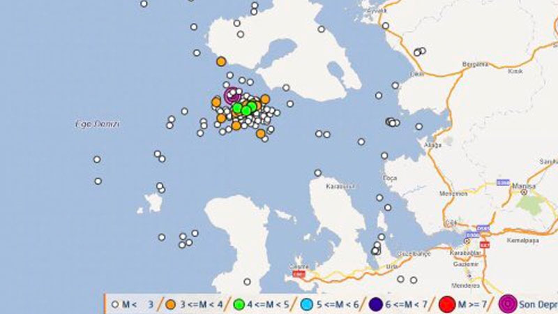 AFAD: İzmir açıklarında son 1 saatte 47 adet deprem meydana geldi