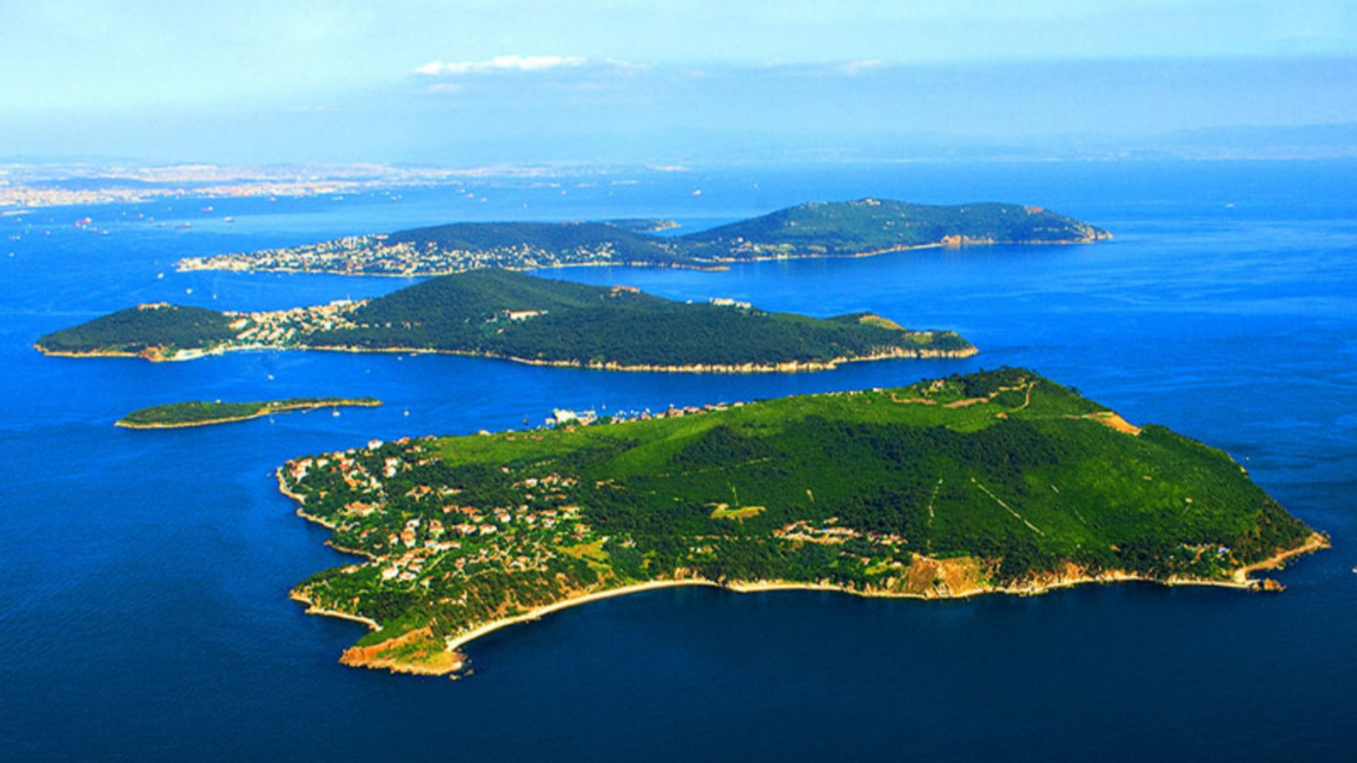 Princess islands. Пляжи в Стамбуле на острове Адалар. Принцевы острова в Стамбуле. Адалар Принцевы острова. Остров Баюкада Турция.