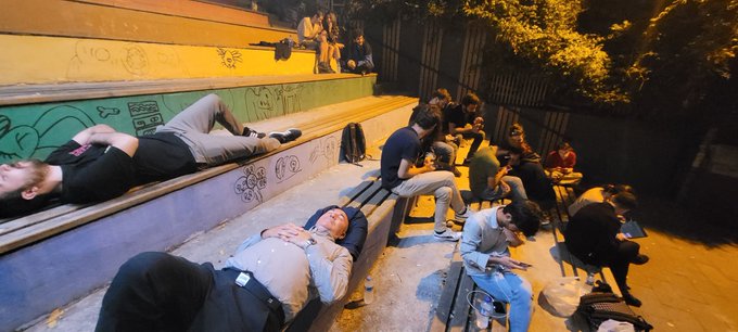 CHP'li Tanal'dan 'Barınamıyoruz Hareketi'ne dayanak: Burası saraydan da rahat