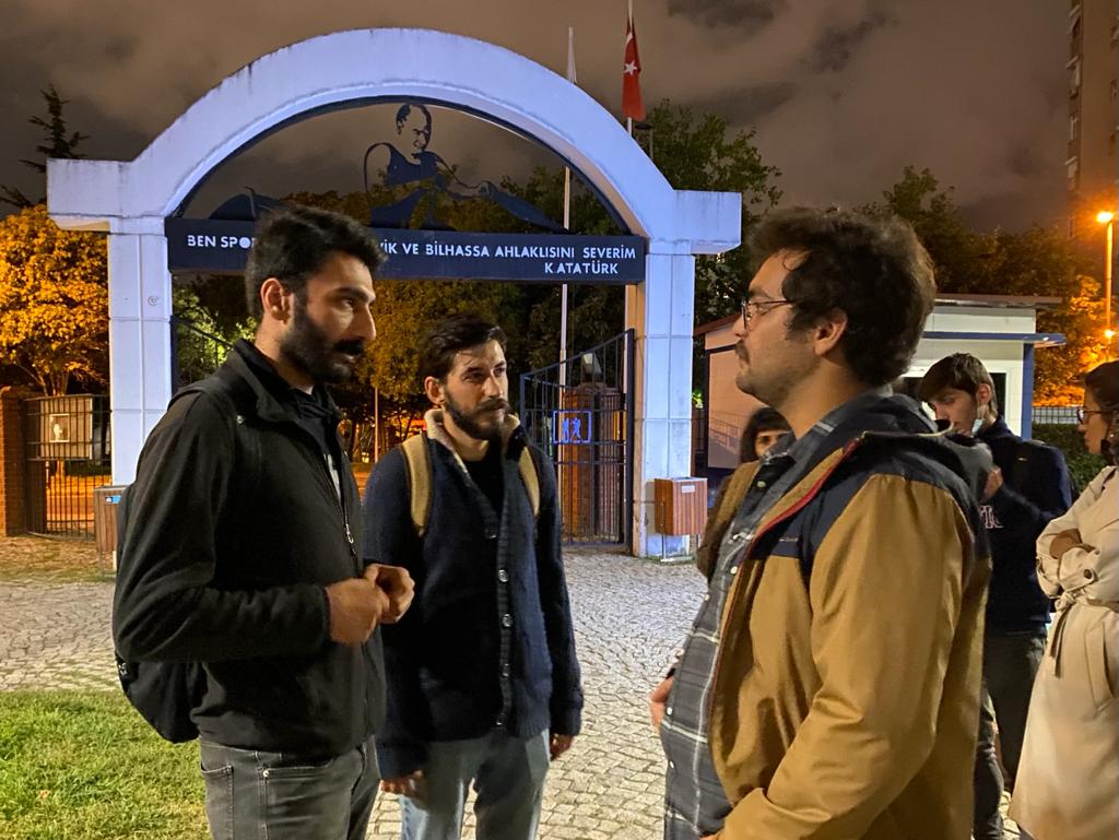 Barınma krizini parklara taşıyan üniversiteliler anlattı: Aileleri aramaya başladılar; ‘geleceksizlik’ Türkiye’de gençlerin normali hâline geldi