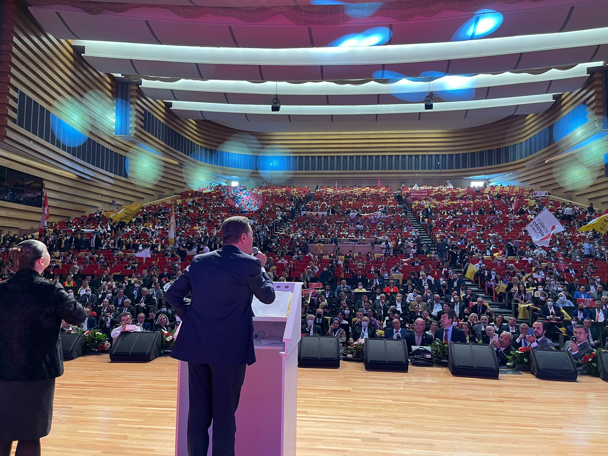 Mustafa Sarıgül: Bilmenizi istiyorum, 14 tane belediye liderimiz bize gelmek istiyor; çeşitli siyasi partiler de var