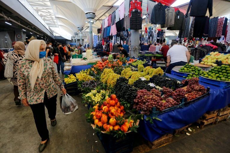 Marketlerle uğraş besin enflasyonunun devası mi?