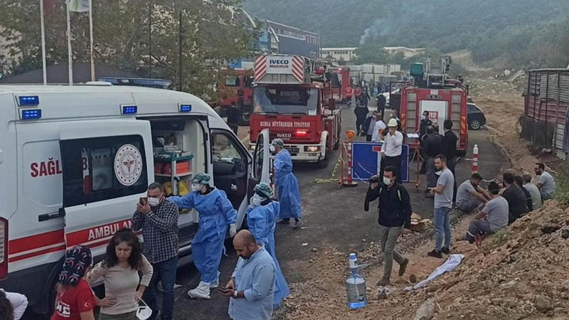Bursa'da plastik fabrikasında patlama: 1 personel öldü