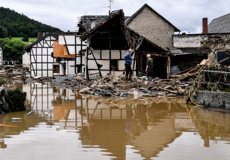 İklim krizi: İngiltere Etraf Ajansı, ülkede sellerde yüzlerce kişinin ölebileceği ikazında bulundu