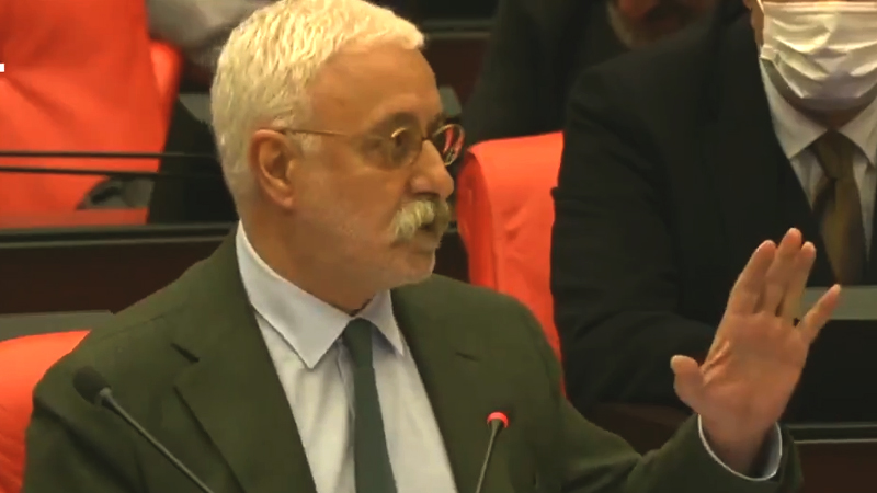 DEM Partili Oluç: Türkiye, barışmasını bilmeyen bir pozisyondan çıkmalı artık