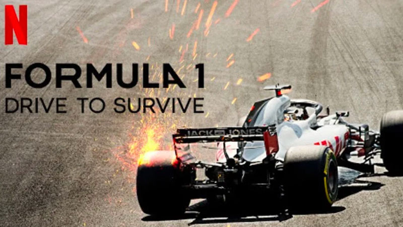 1. Formula 1: Drive to Survive |  Mini belgesel serisi formatında ekrana taşınan 'Formula 1: Drive to Survive', bol ödüllü 'Amy' ve 'Senna' belgesellerinin yapımcısının imzasını taşıyor. Formula 1'in perde arkasında yaşananların izini süren belgesel dizi, seyirciyi sürücülerin gündelik hayatta karşılaştıkları durumlarla ve yarış pistlerinde yaşadıkları olaylarla buluşturuyor.