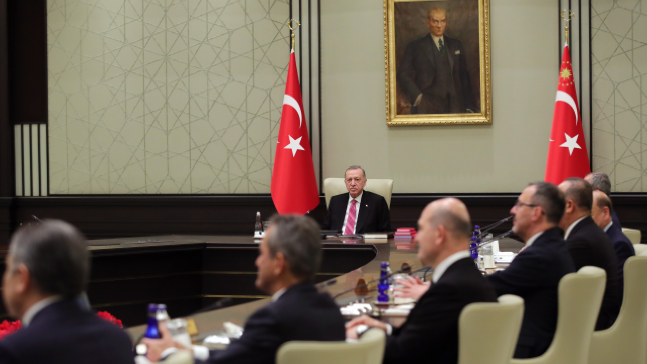 Cumhurbaşkanı Erdoğan, 50 vekille basına kapalı toplantı yaptı! - Resim : 1