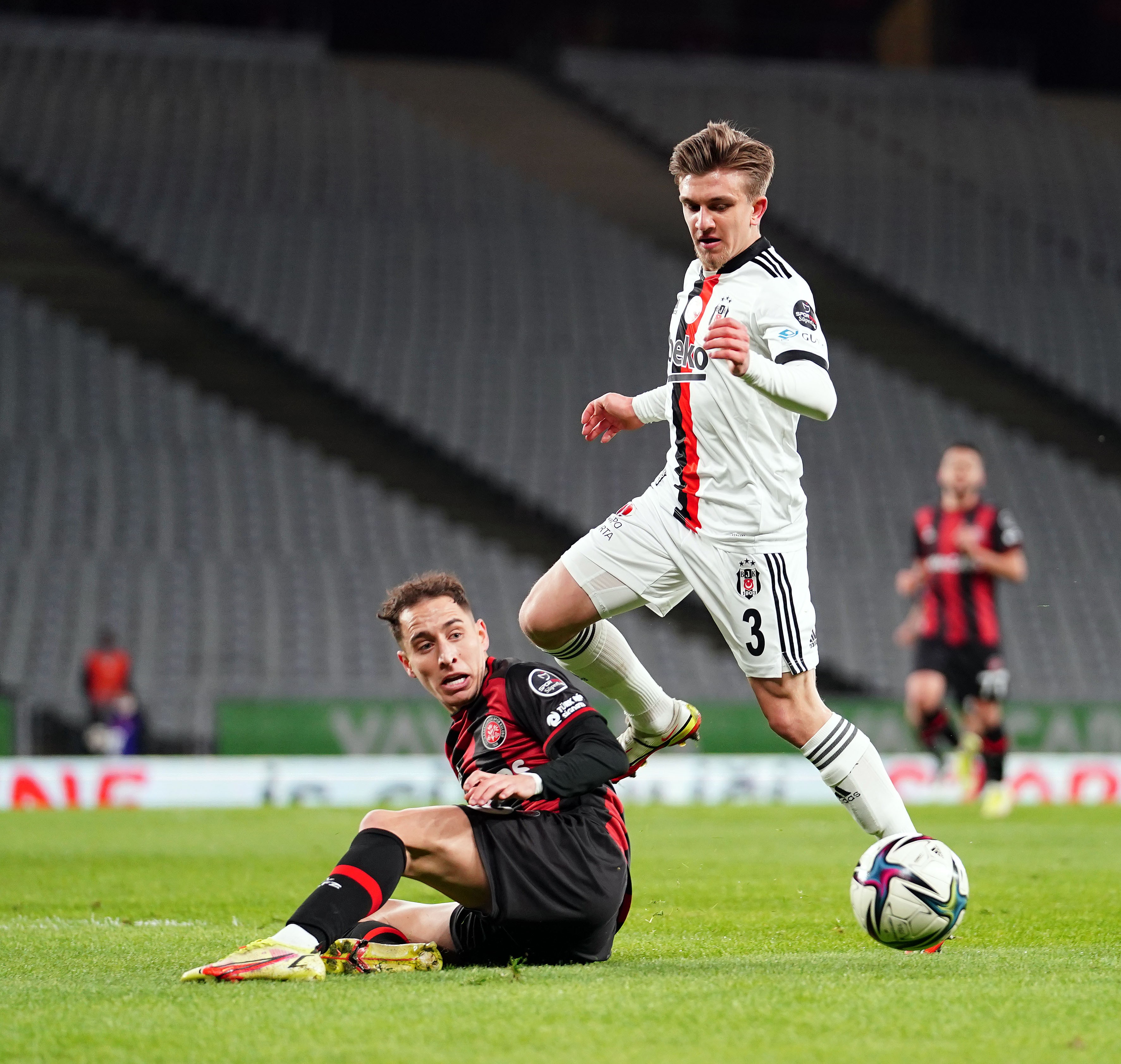 Fatih Karagümrük-Beşiktaş maçından kareler