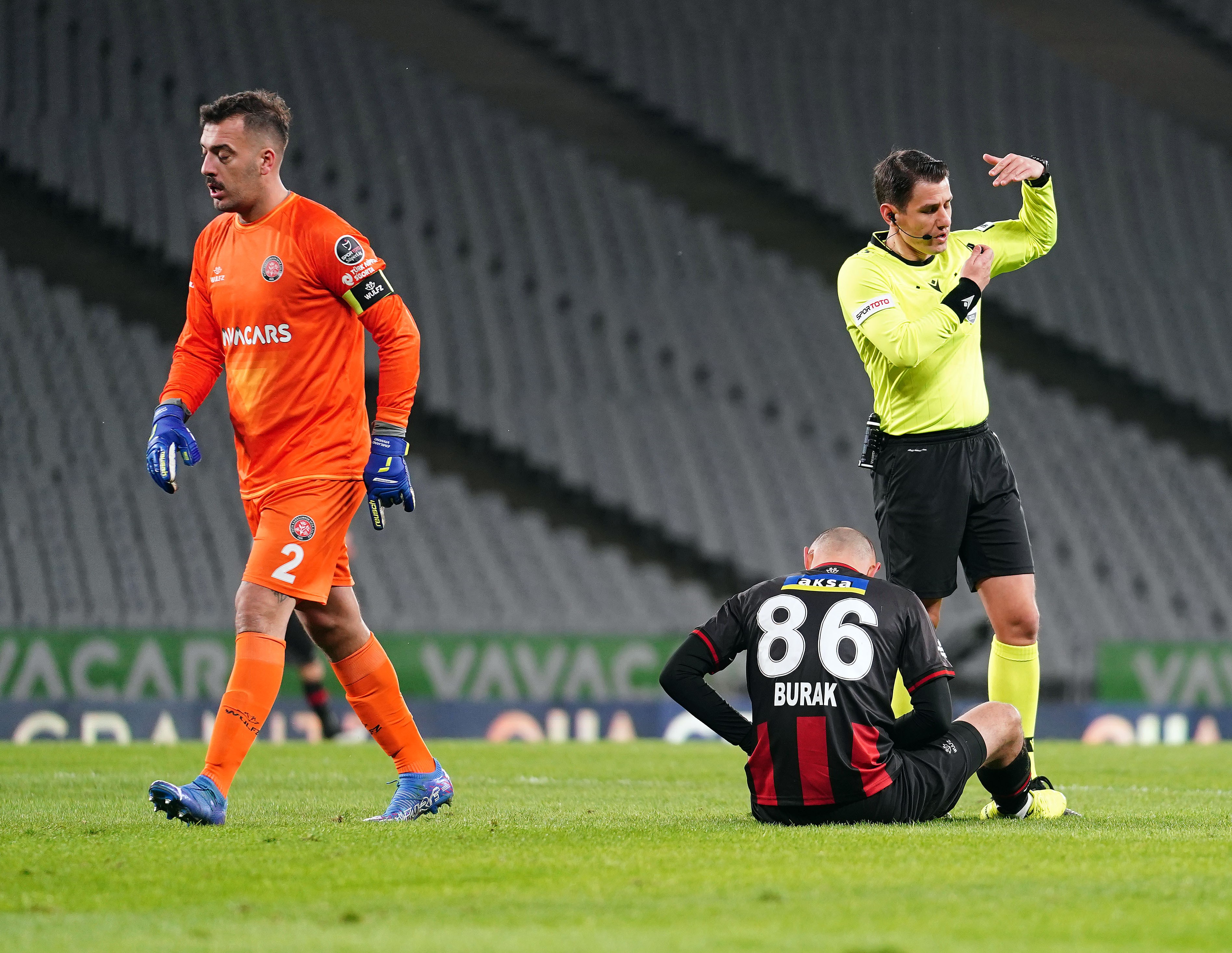 Fatih Karagümrük-Beşiktaş maçından kareler