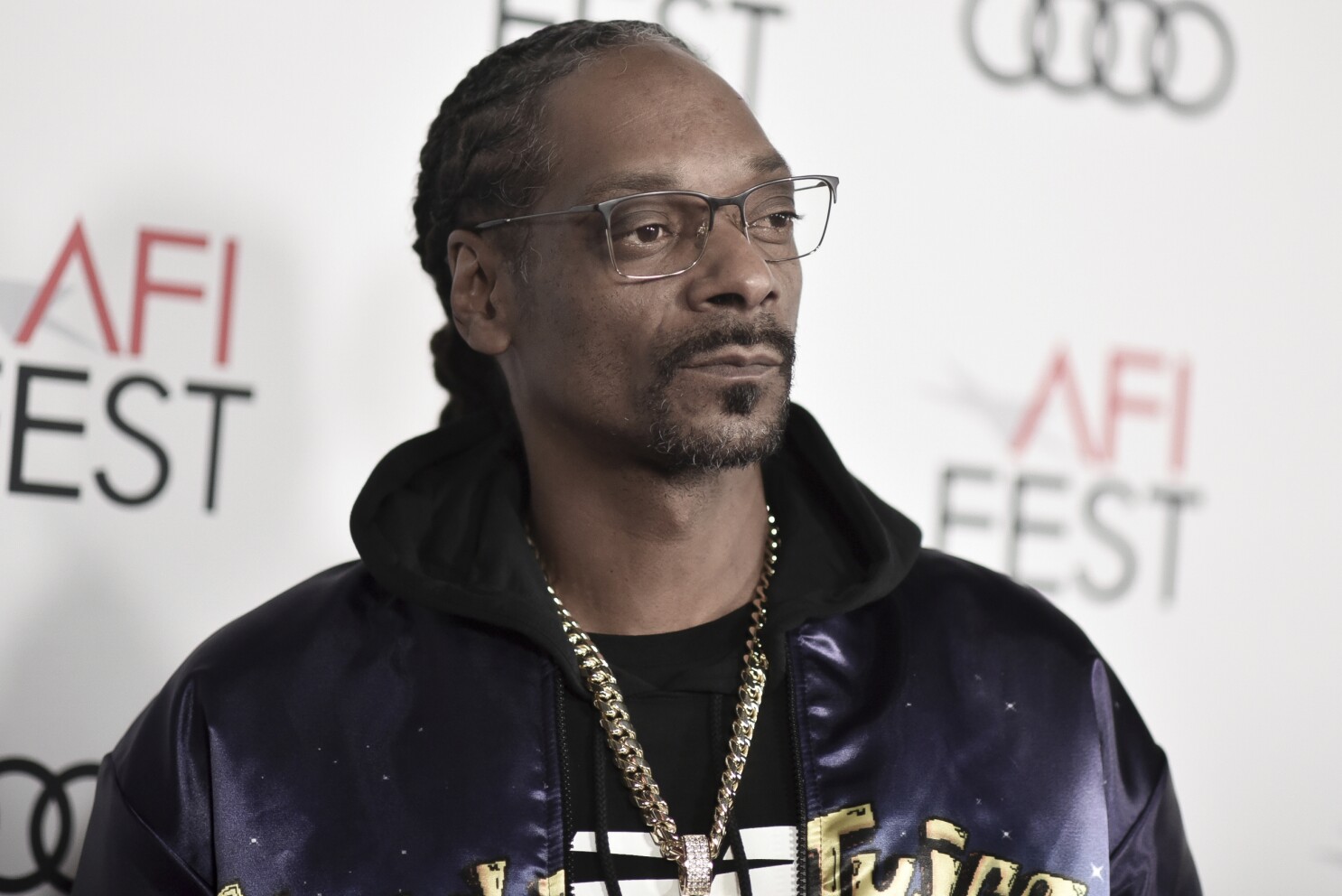 Rapçi Snoop Dogg, cinsel saldırıyla suçlanıyor