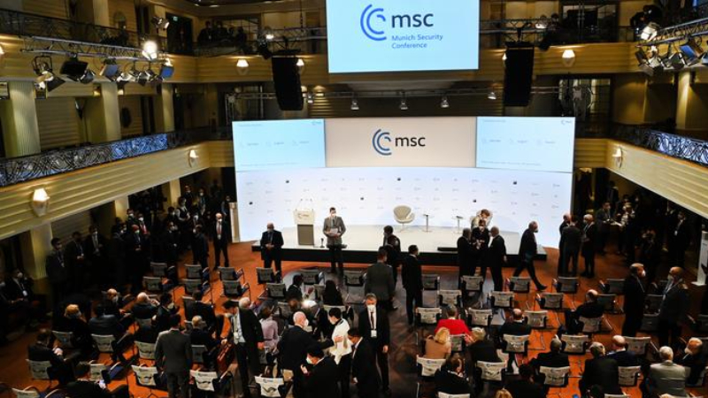«Η παρακμή των δημοκρατιών, η καταπολέμηση των τυράννων» συζητήθηκε στη Διάσκεψη Ασφαλείας του Μονάχου