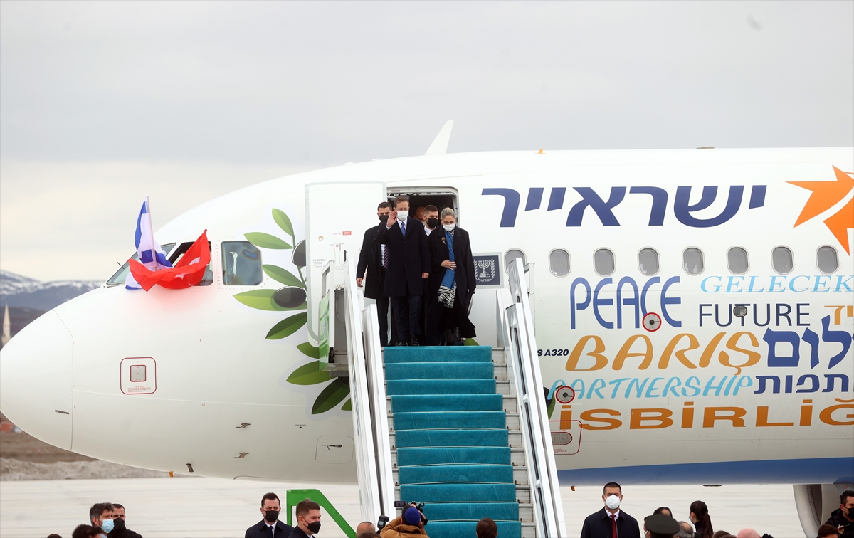2008'den bu yana en üst seviye ziyaret: İsrail Cumhurbaşkanı Herzog, Türkiye'ye ulaştı
