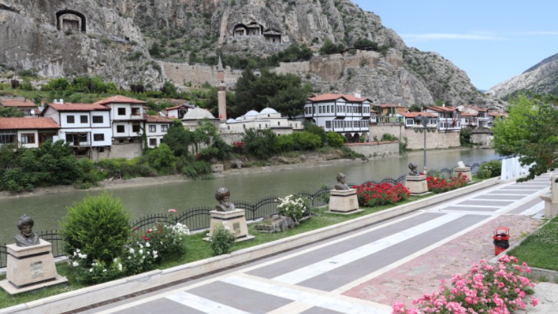 Şehzadeler Yolu Ekoturizm Alanı (Amasya)   Amasya Şehir Ormanı ve civarında yer alan Şehzadeler Yolu Ekoturizm Alanı, yaklaşık 13 kilometrelik bir güzergahı kapsıyor. Ekoturizm alanında koşu parkuru, bisiklet yolu ve yürüyüş yolu bulunuyor.