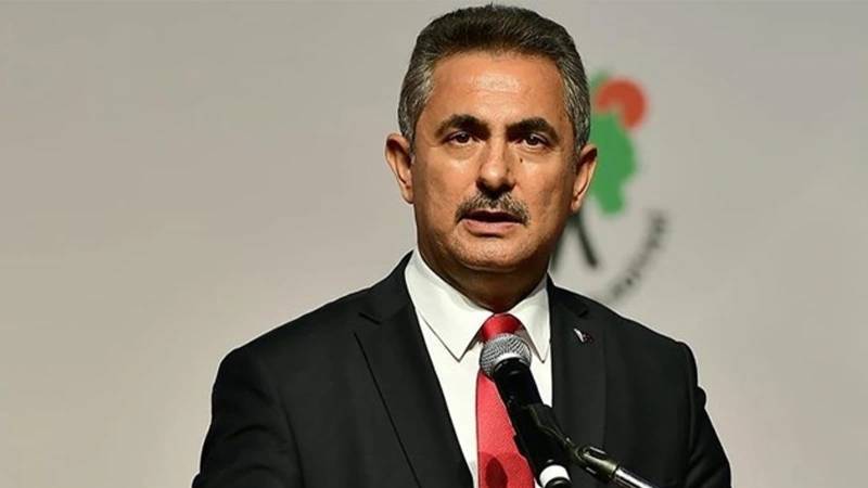 AKP'li Köse: Ankara'nın belediye başkanı yok, Mansur Yavaş mesaisinin tamamını ayırdığı cumhurbaşkanlığı adaylığı konusunda hülyalara dalıp gidiyor